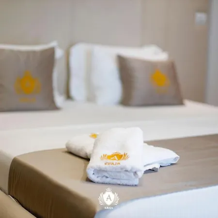 Kraja Hotel Golem (Tirana)