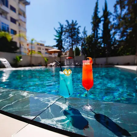 Kraja Hotel Golem (Tirana)