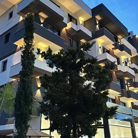 Kraja Hotel 4*